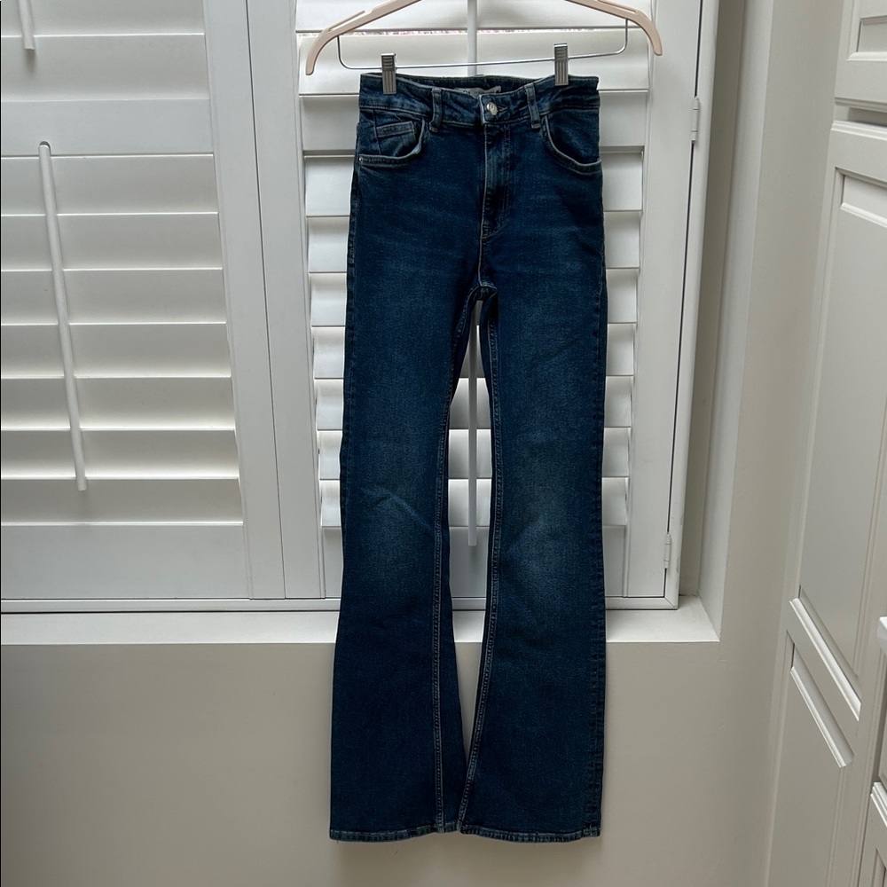 Zara Dark Blue Flared Jeans